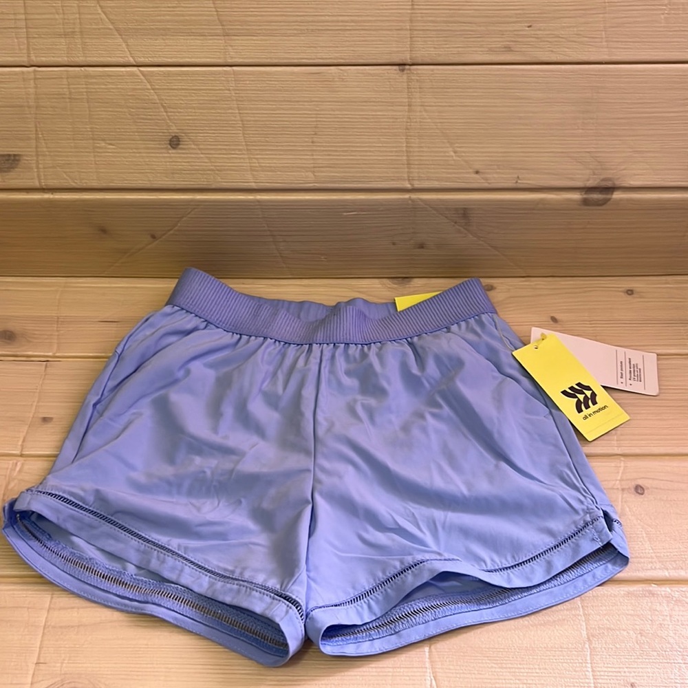 Kids woven short mid rise short NWT